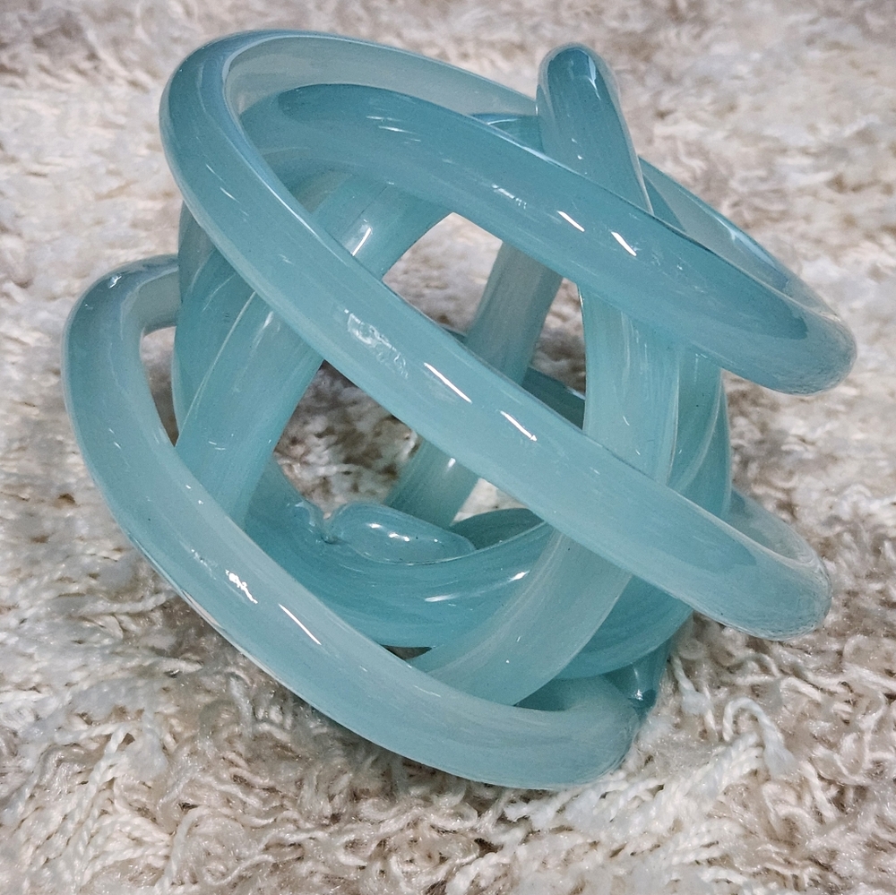 Stunning Murano Style Art Glass Twisted Infinity Rope Knot Light Blue Iridescent